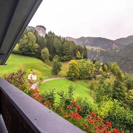 Resinger בית נופש מטרי אין אוסטירול